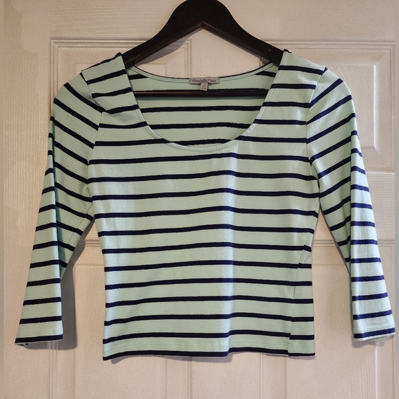 Charlotte Russe Tops - Charlotte Russe crop top